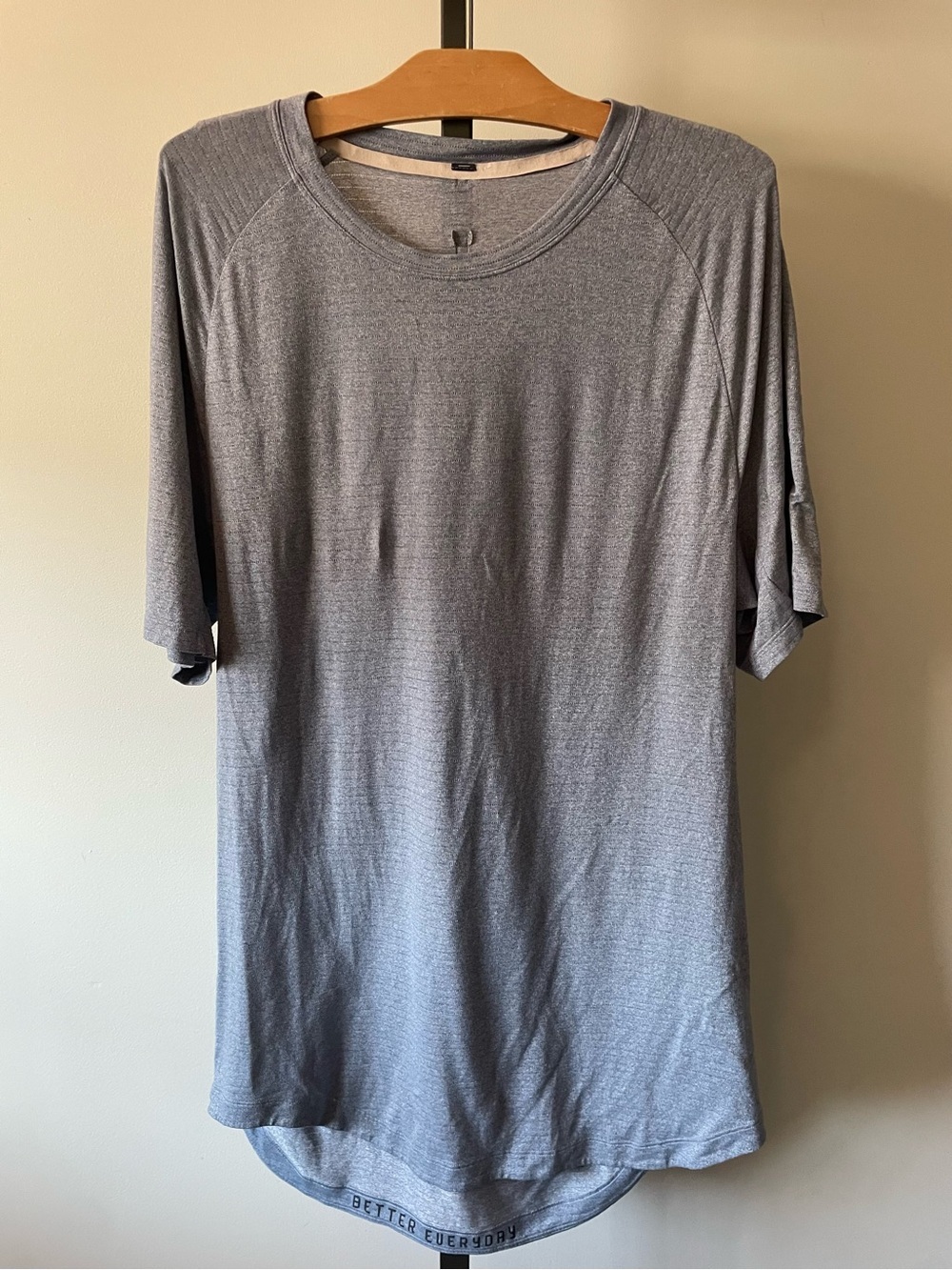 Lululemon Better Everyday Mens Tshirt Tee Blue Grey